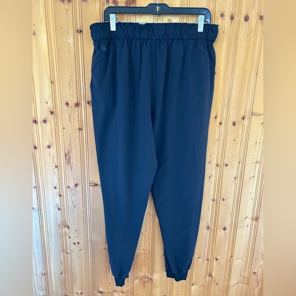 Lululemon Keep Moving Jogger - Picture 7 of 9